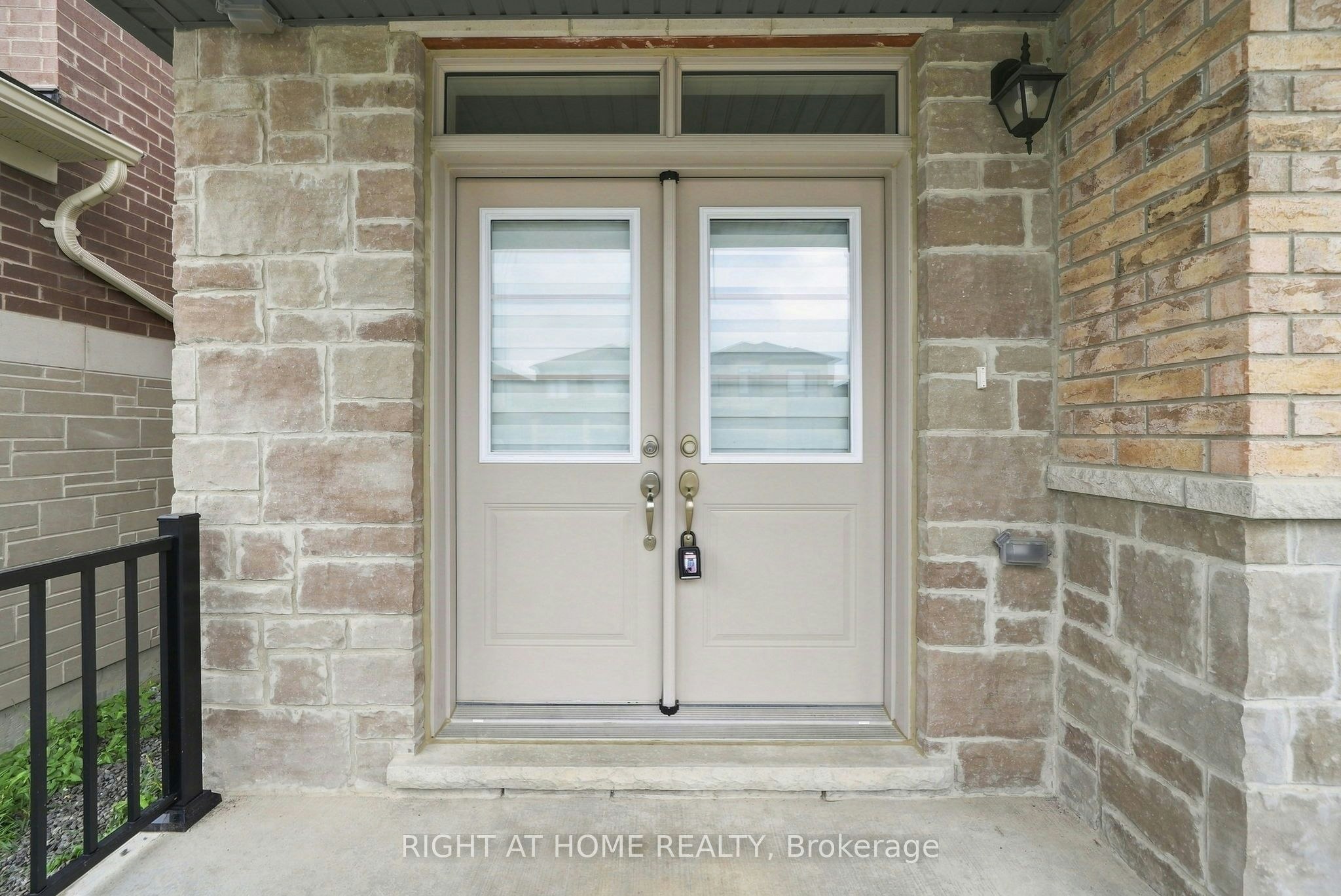 2136 Coppermine Street, Oshawa, ON, L1L 0T1 - 3