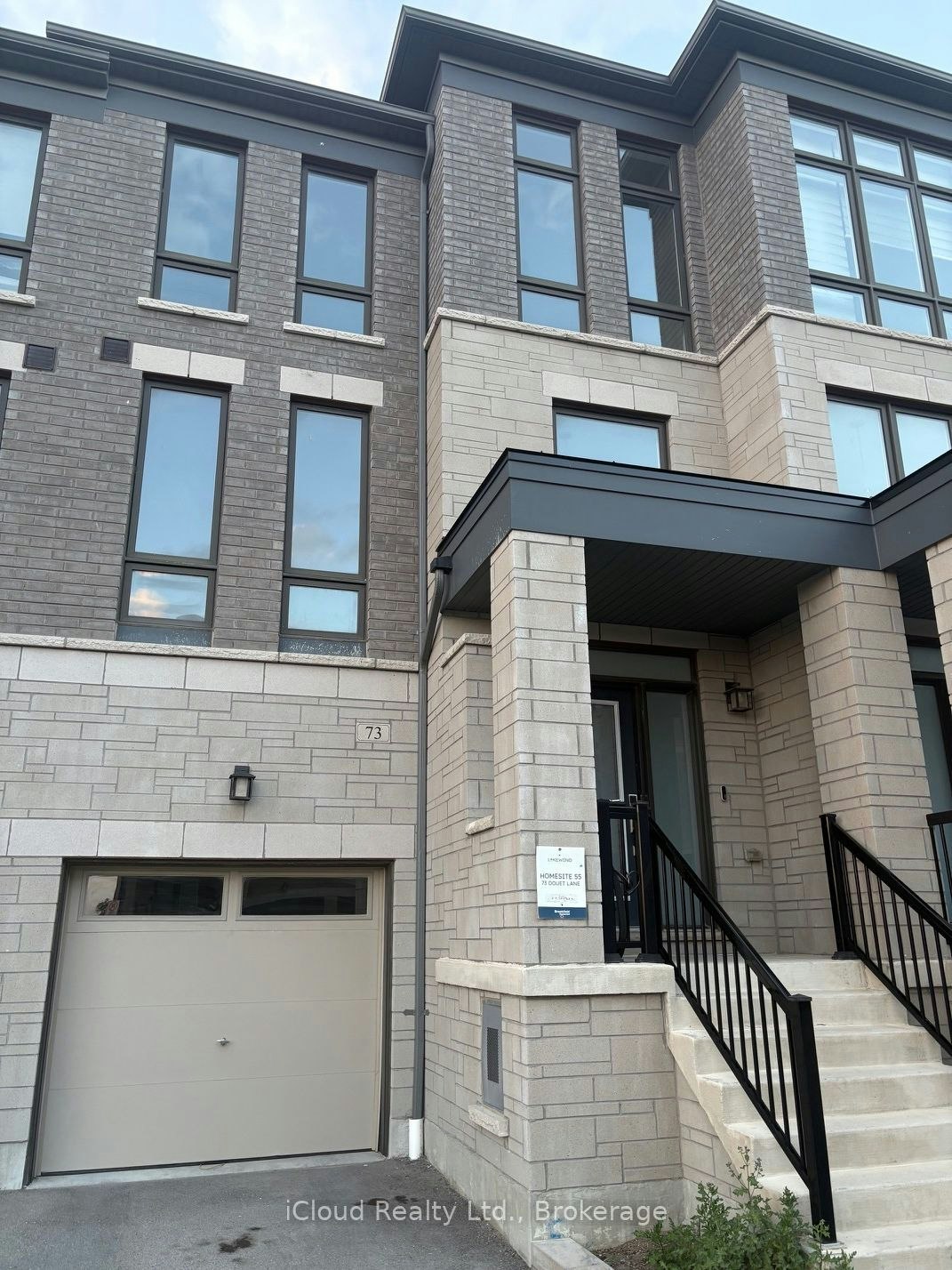 73 Douet Lane, Ajax, ON, L1Z 0V4