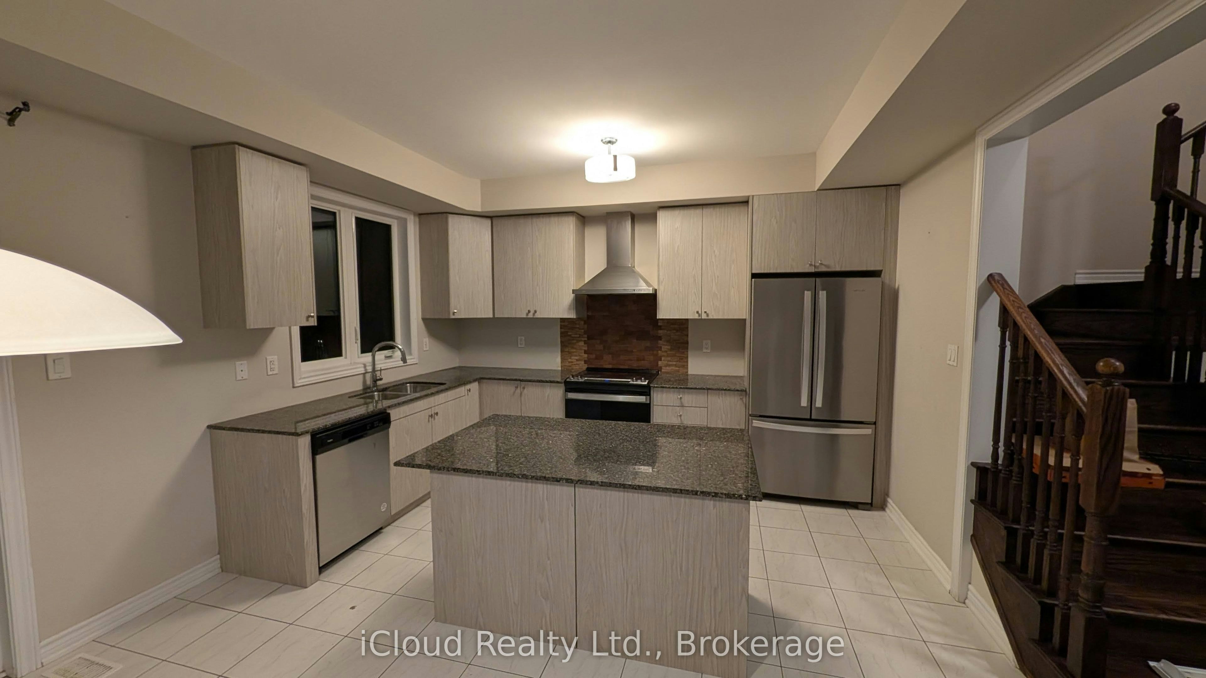73 Douet Lane, Ajax, ON, L1Z 0V4 - 3