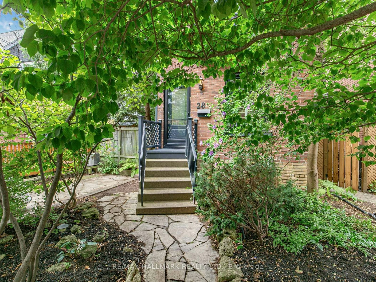 28 Condor Avenue, Toronto, ON, M4J 3M8