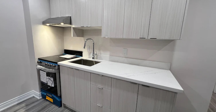 APT 1-1324B Gerrard Street E, Toronto, ON, M4L 1Z1 - 5