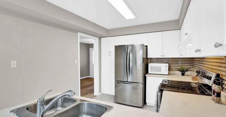 1720 Radcliffe Drive, Oshawa, ON, L1K 2T1 - 9
