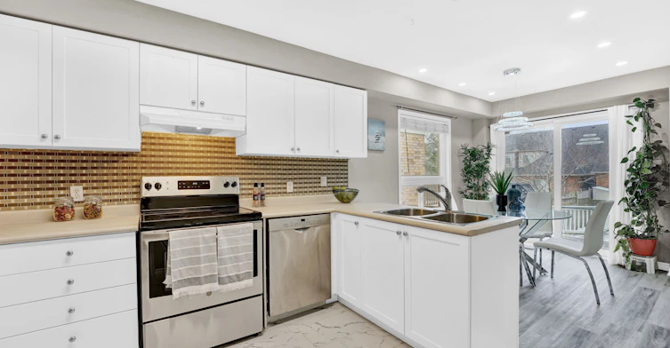 1720 Radcliffe Drive, Oshawa, ON, L1K 2T1 - 8