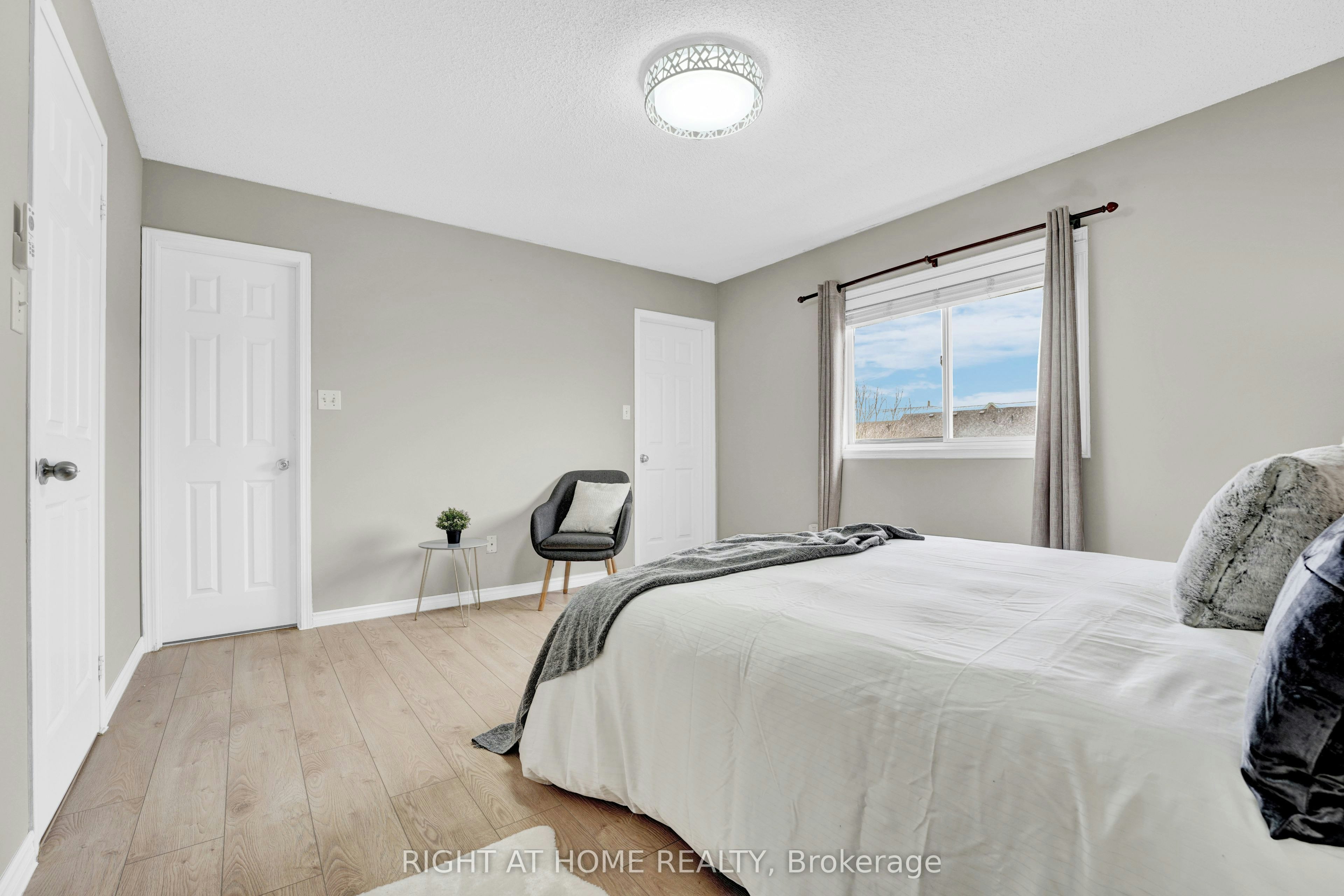 1720 Radcliffe Drive, Oshawa, ON, L1K 2T1 - 11