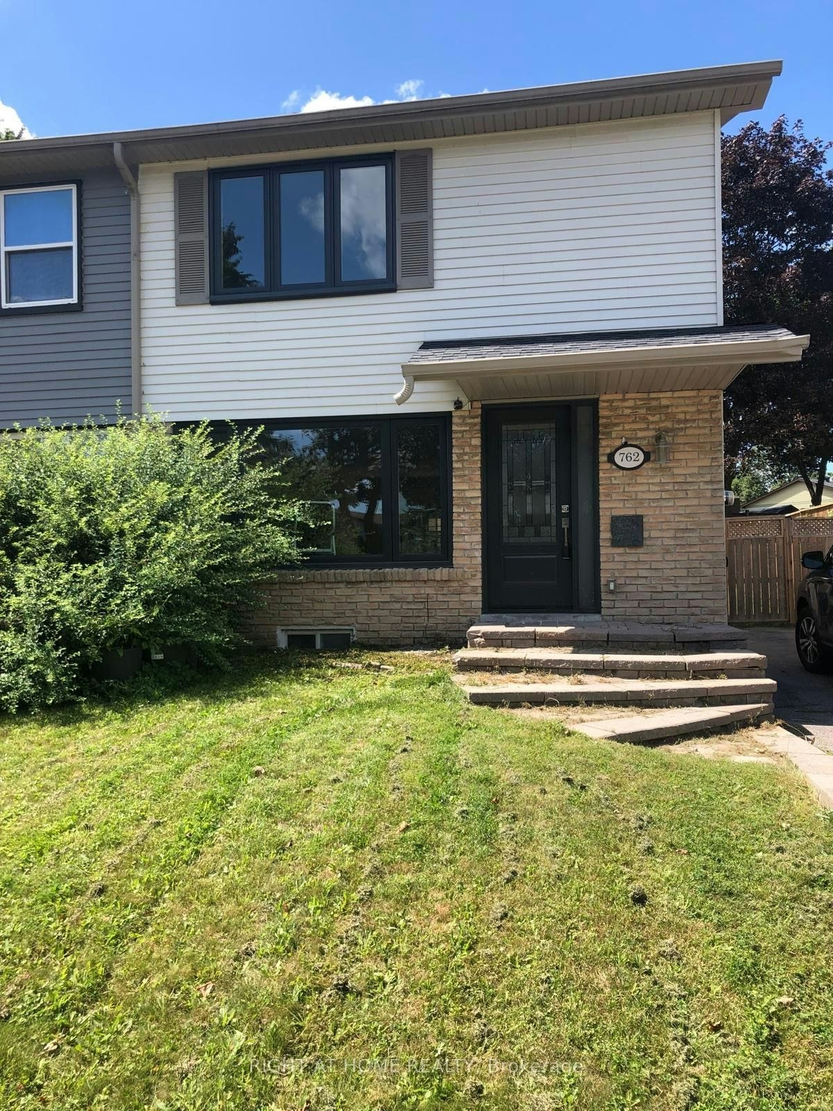 762 Hillcroft Street, Oshawa, ON, L1G 7H6