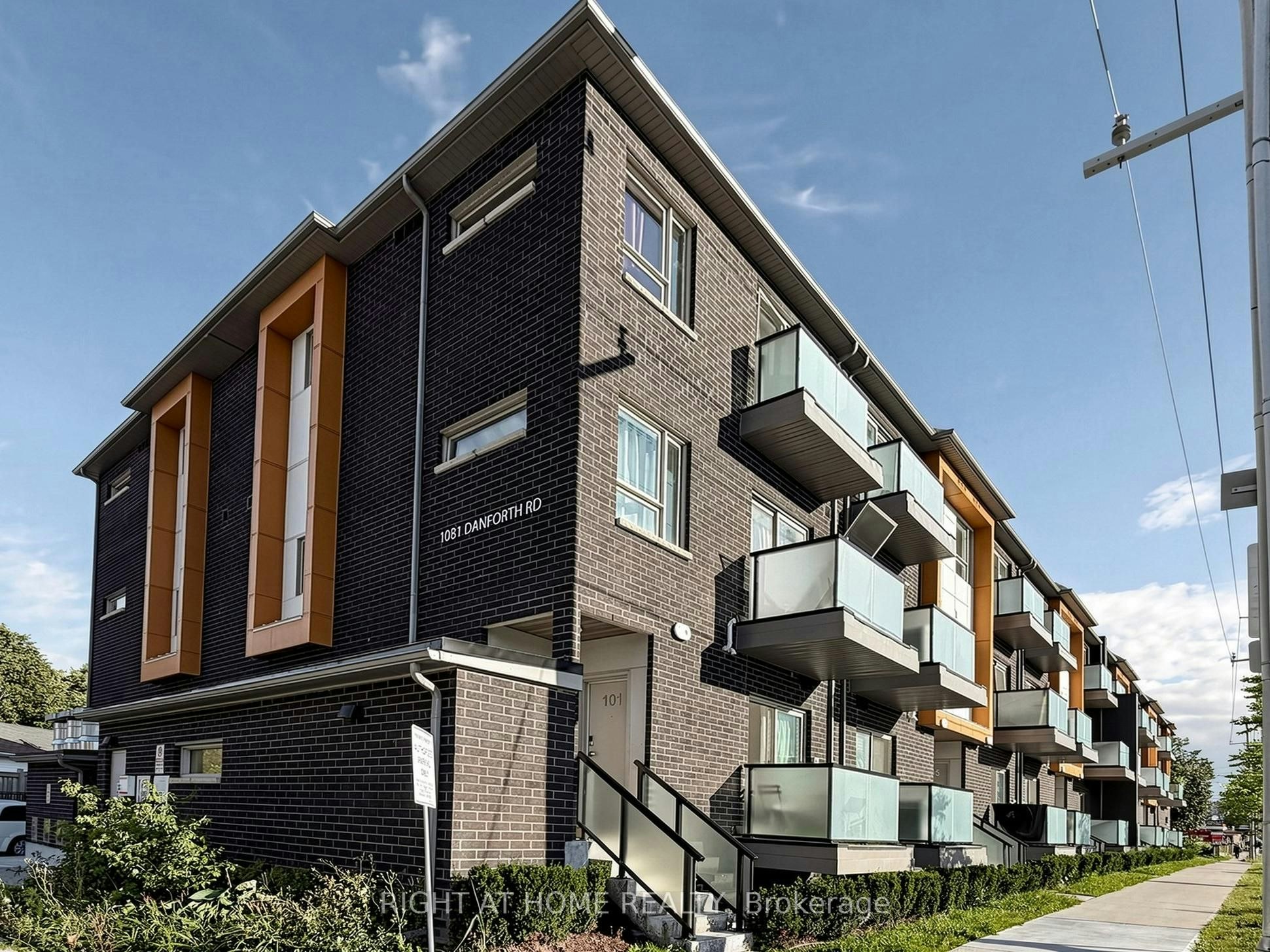 129-1081 Danforth Road, Toronto, ON, M1J 0B2