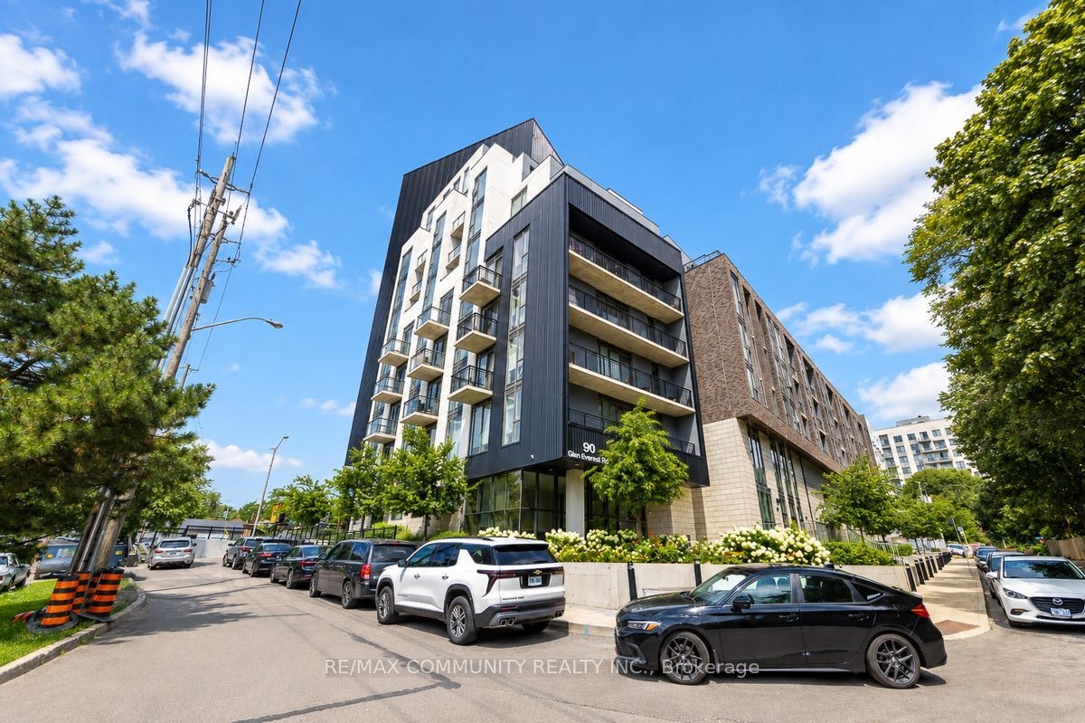 320-90 Glen Everest Road, Toronto, ON, M1N 0C3