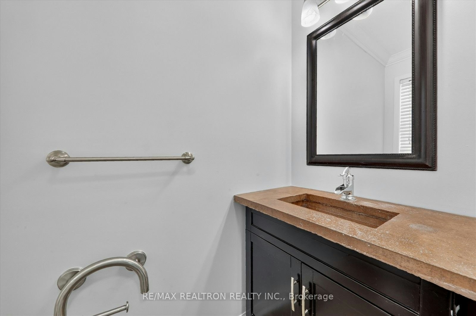958 Townline Road S, Oshawa, ON, L1H 0A4 - 5