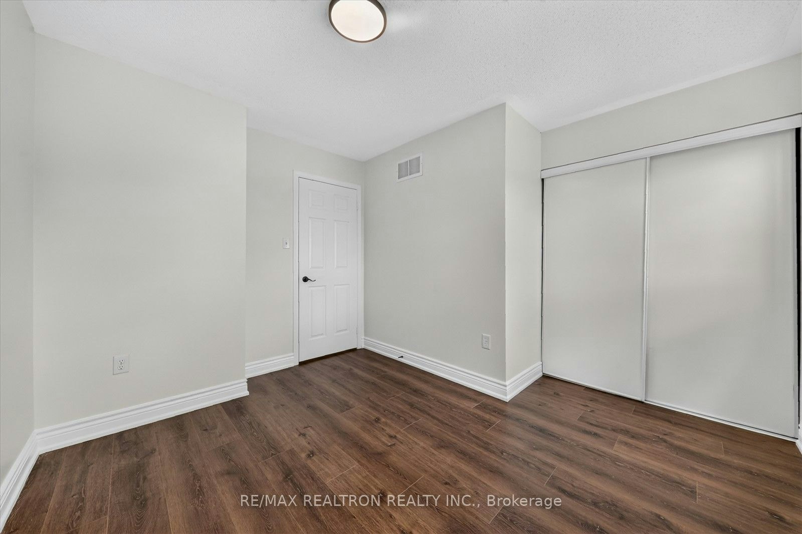 958 Townline Road S, Oshawa, ON, L1H 0A4 - 32