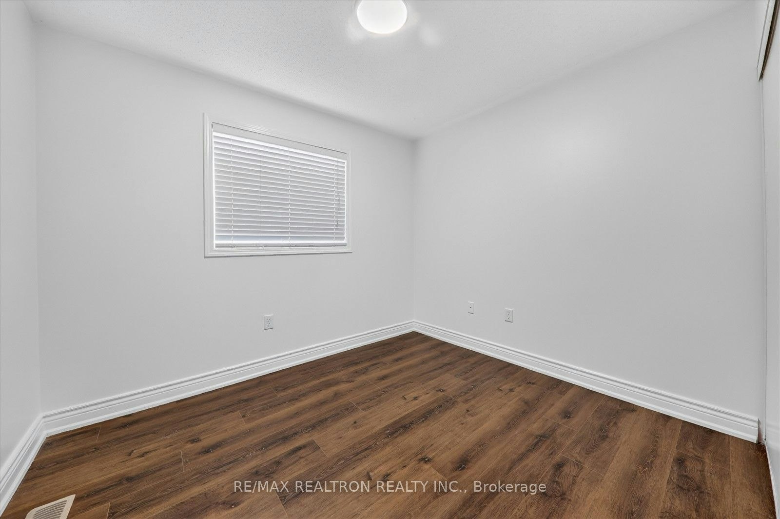 958 Townline Road S, Oshawa, ON, L1H 0A4 - 26