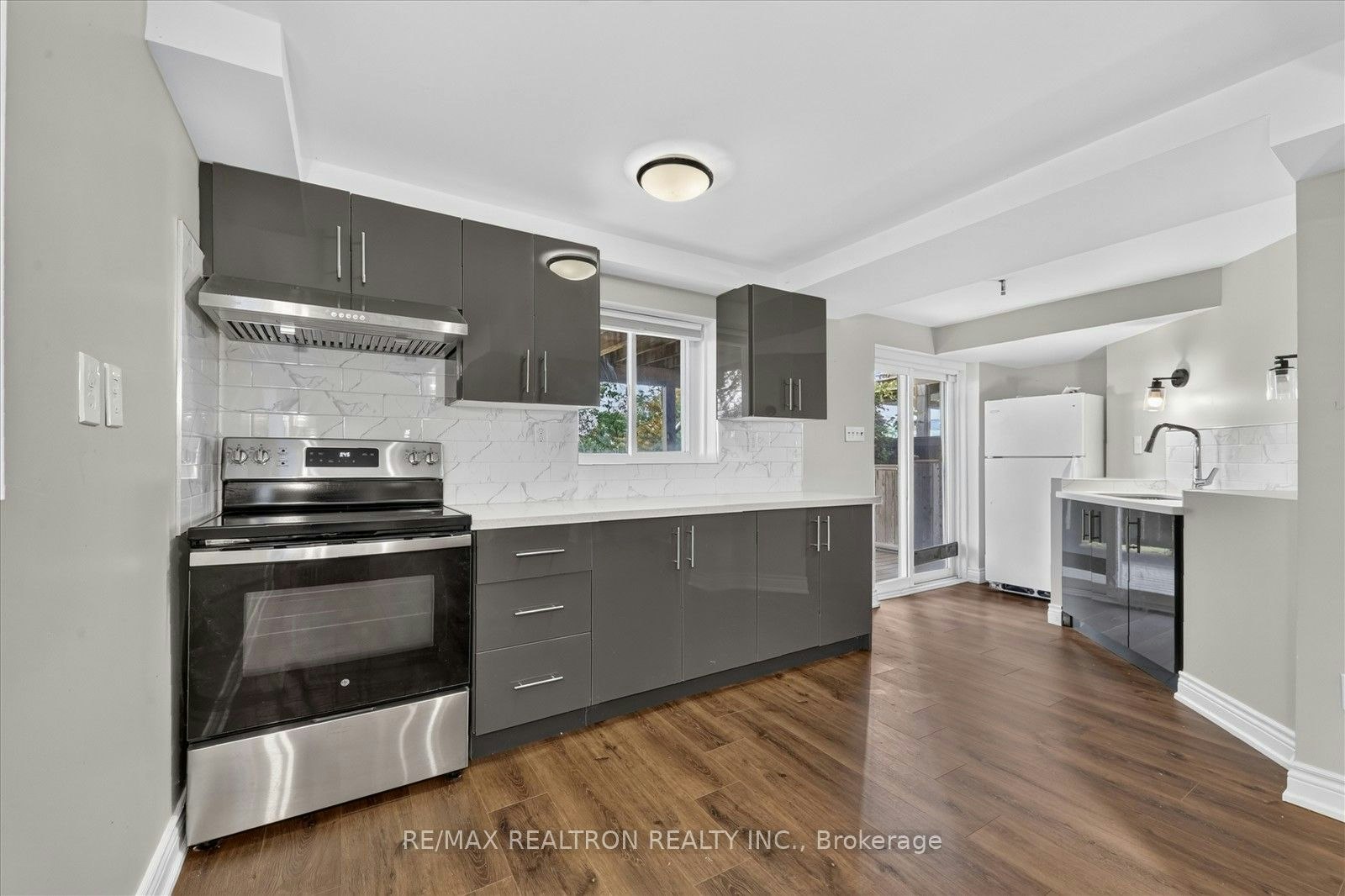 958 Townline Road S, Oshawa, ON, L1H 0A4 - 39
