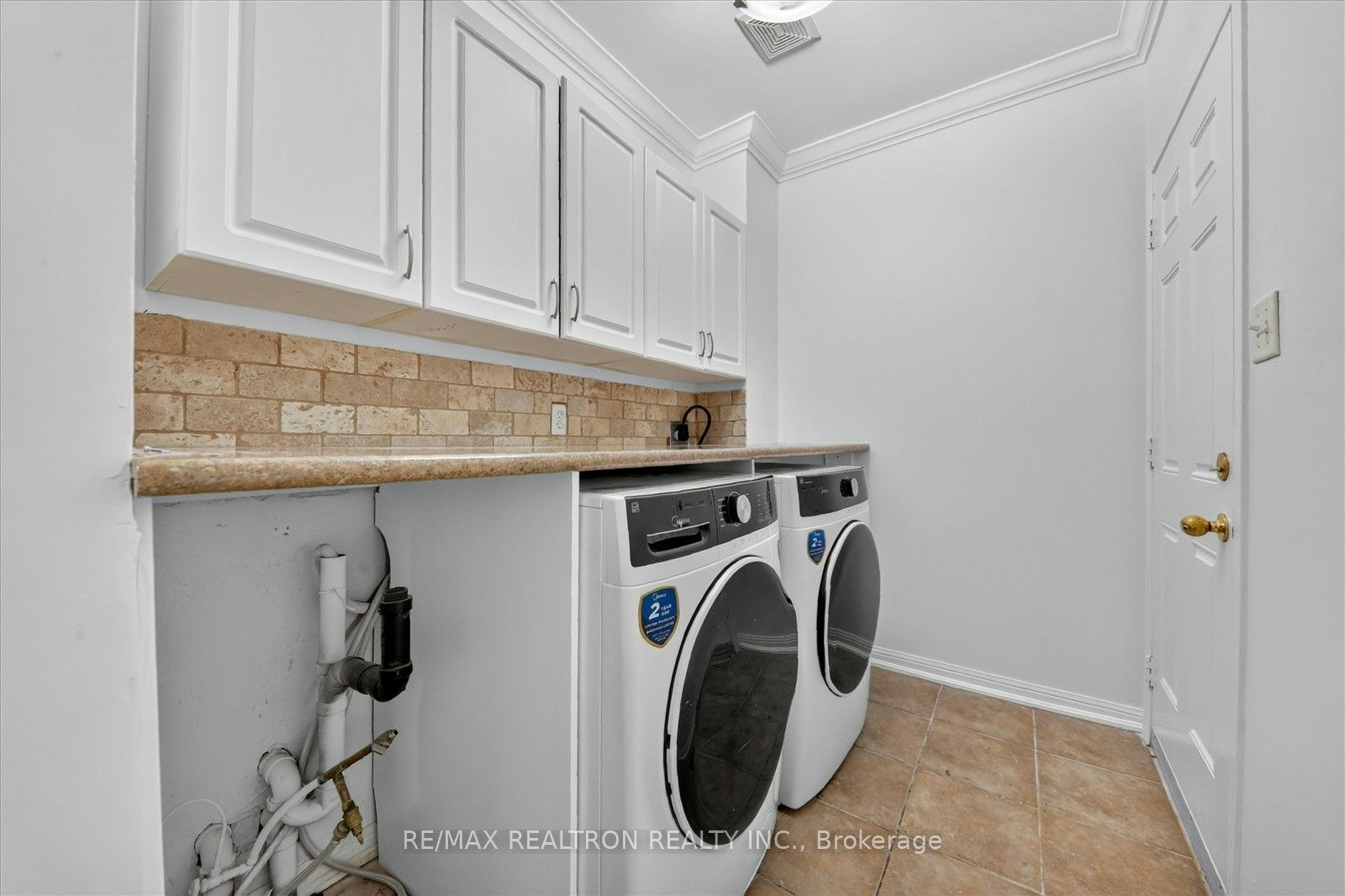958 Townline Road S, Oshawa, ON, L1H 0A4 - 18