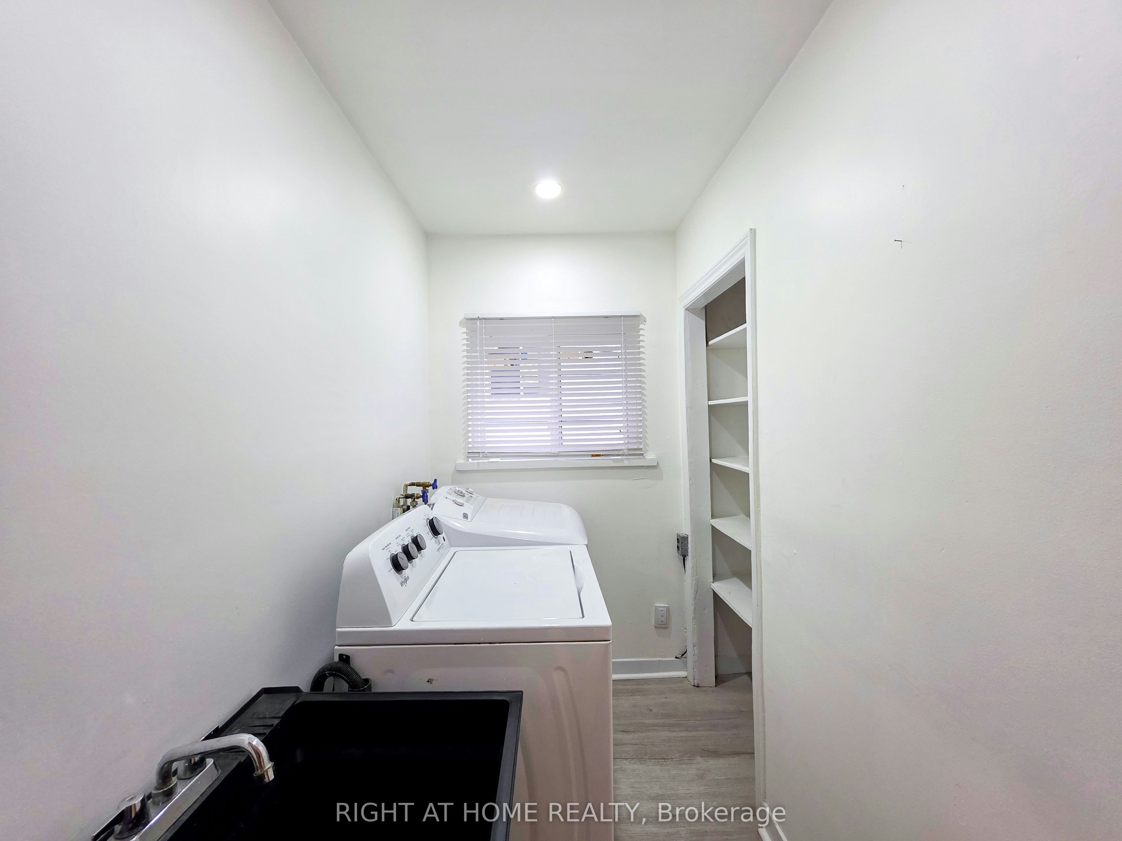 Main-708 Carnegie Avenue, Oshawa, ON, L1G 4R6 - 26