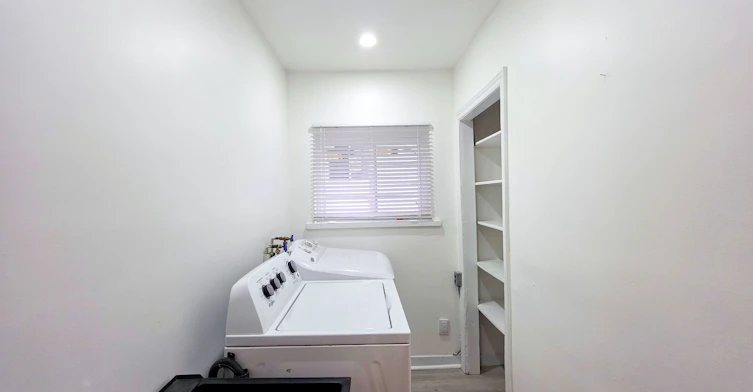 Main-708 Carnegie Avenue, Oshawa, ON, L1G 4R6 - 26