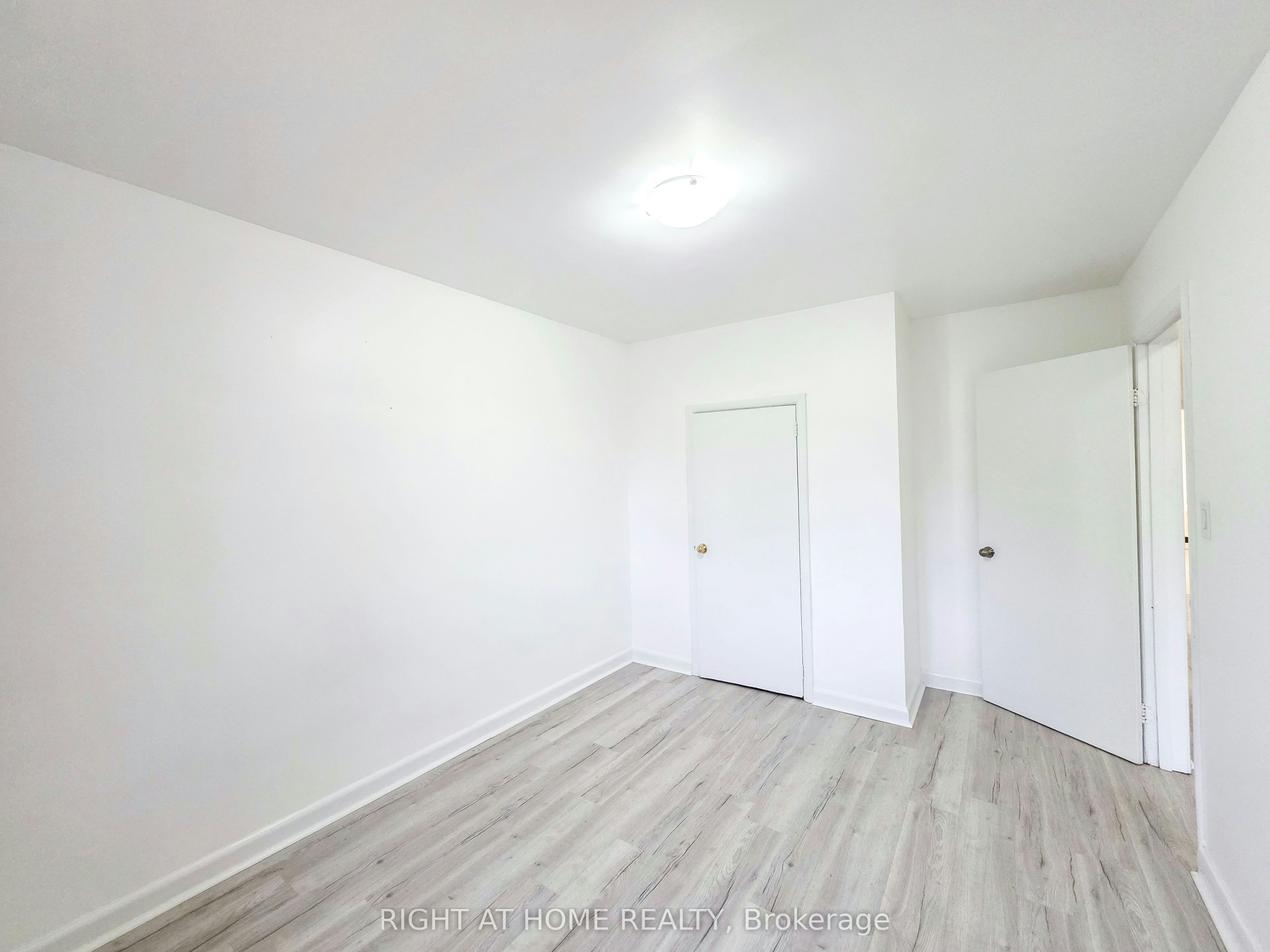 Main-708 Carnegie Avenue, Oshawa, ON, L1G 4R6 - 19