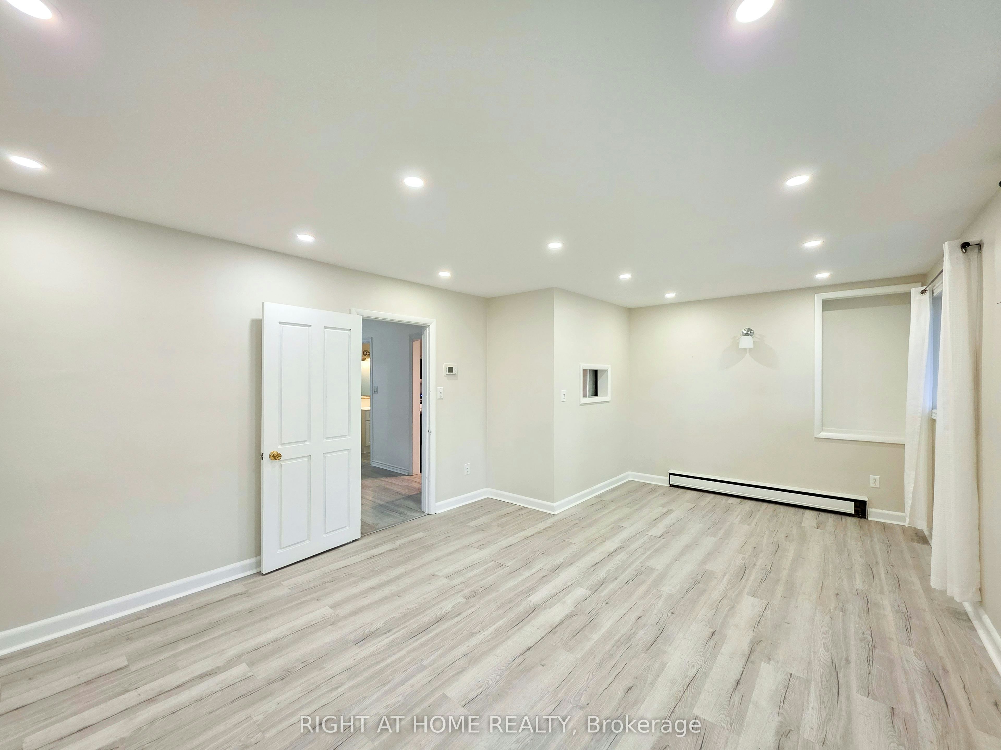 Main-708 Carnegie Avenue, Oshawa, ON, L1G 4R6 - 9