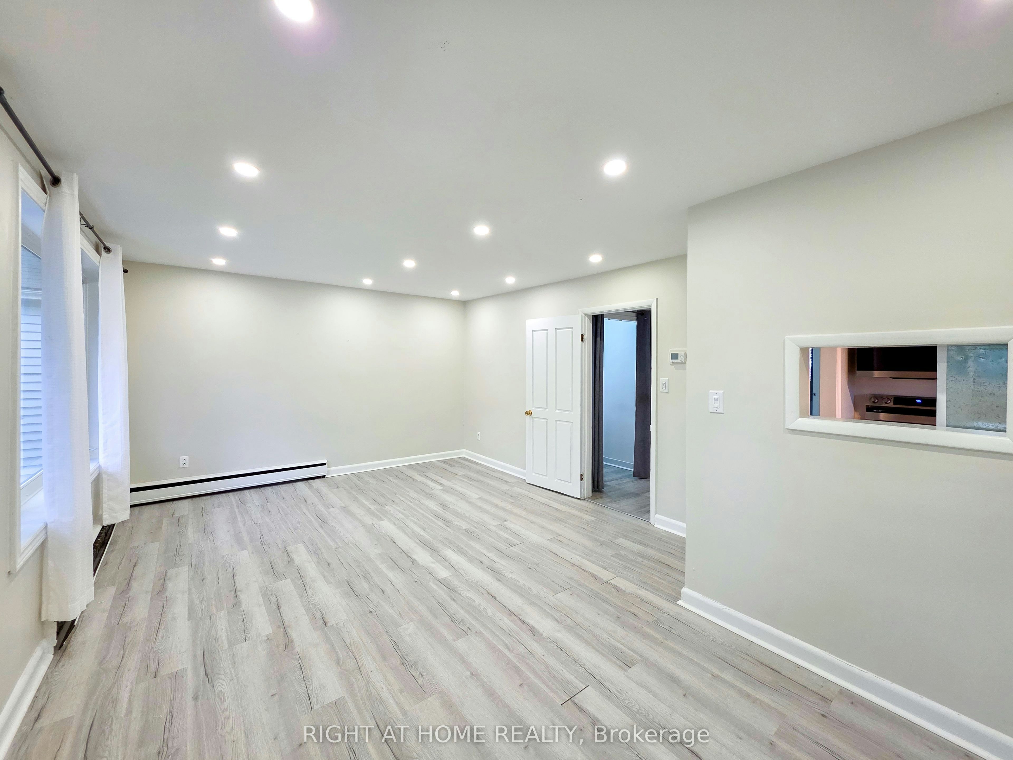 Main-708 Carnegie Avenue, Oshawa, ON, L1G 4R6 - 10
