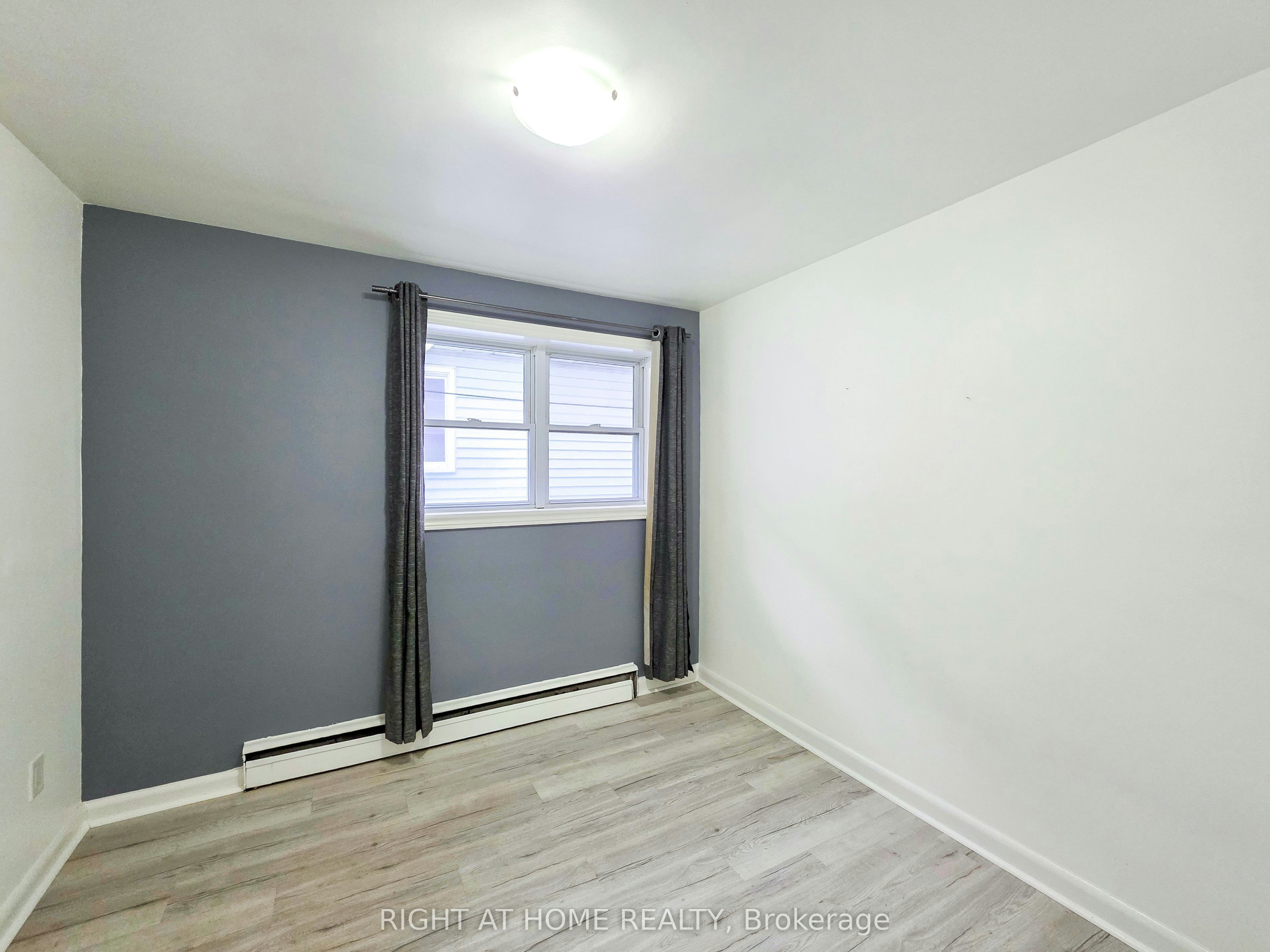 Main-708 Carnegie Avenue, Oshawa, ON, L1G 4R6 - 12