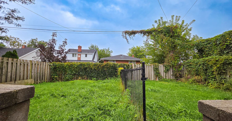 Lower-708 Carnegie Avenue, Oshawa, ON, L1G 4R6 - 22