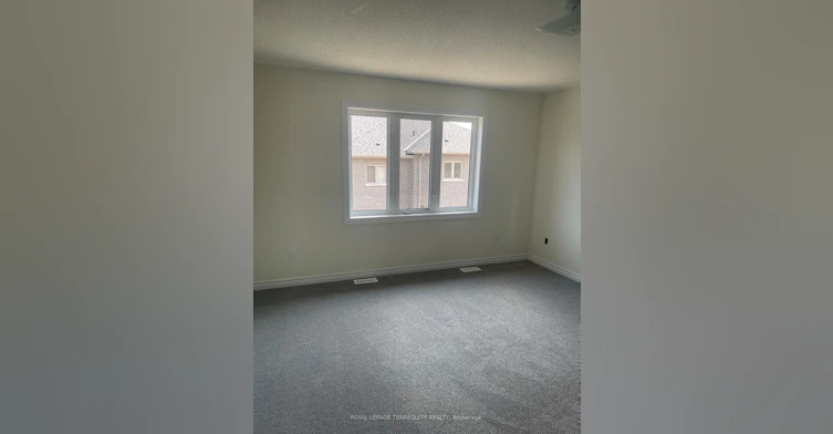 1111 Marathon Avenue, Pickering, ON, L1X 0L7 - 18