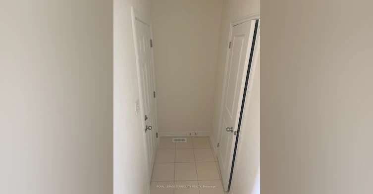 1111 Marathon Avenue, Pickering, ON, L1X 0L7 - 3