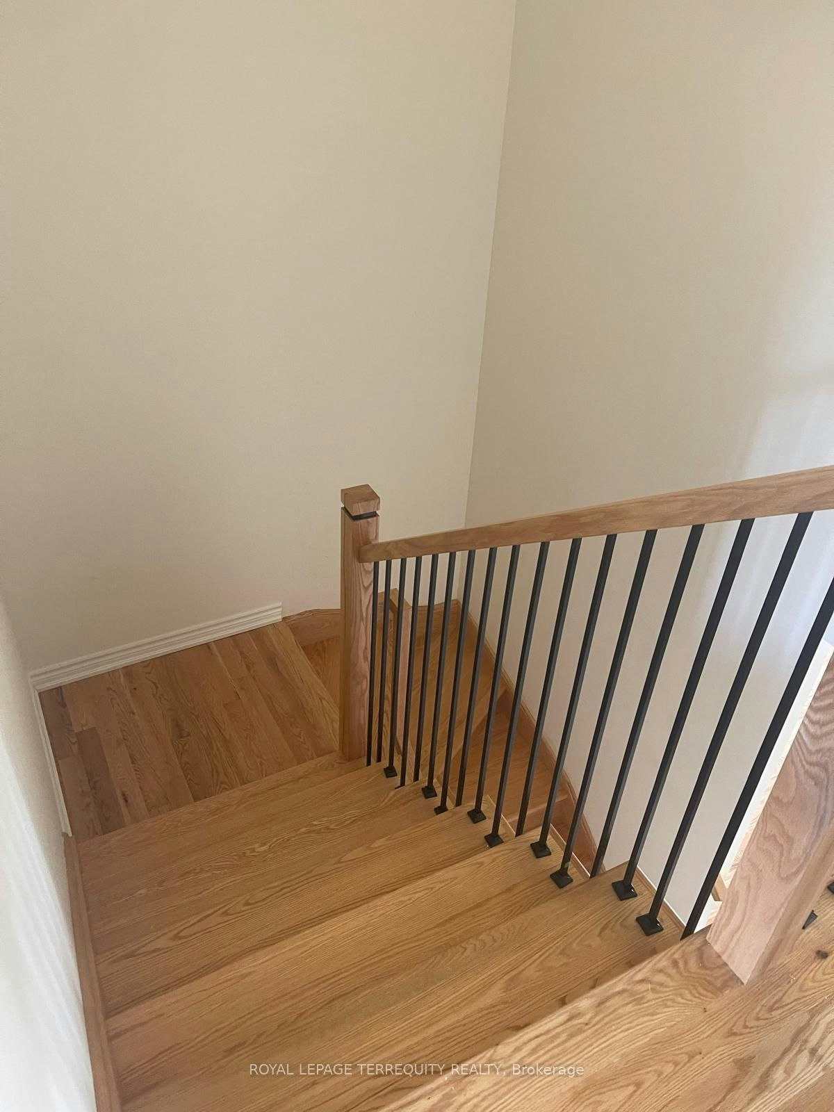 1111 Marathon Avenue, Pickering, ON, L1X 0L7 - 17