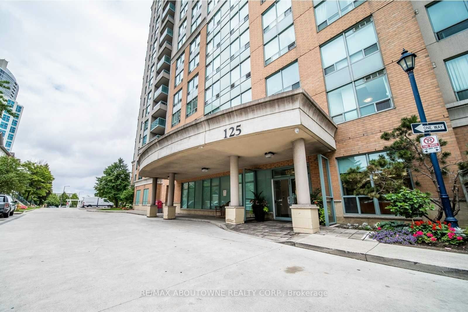 PH39-125 Omni Drive, Toronto, ON, M1P 5A9