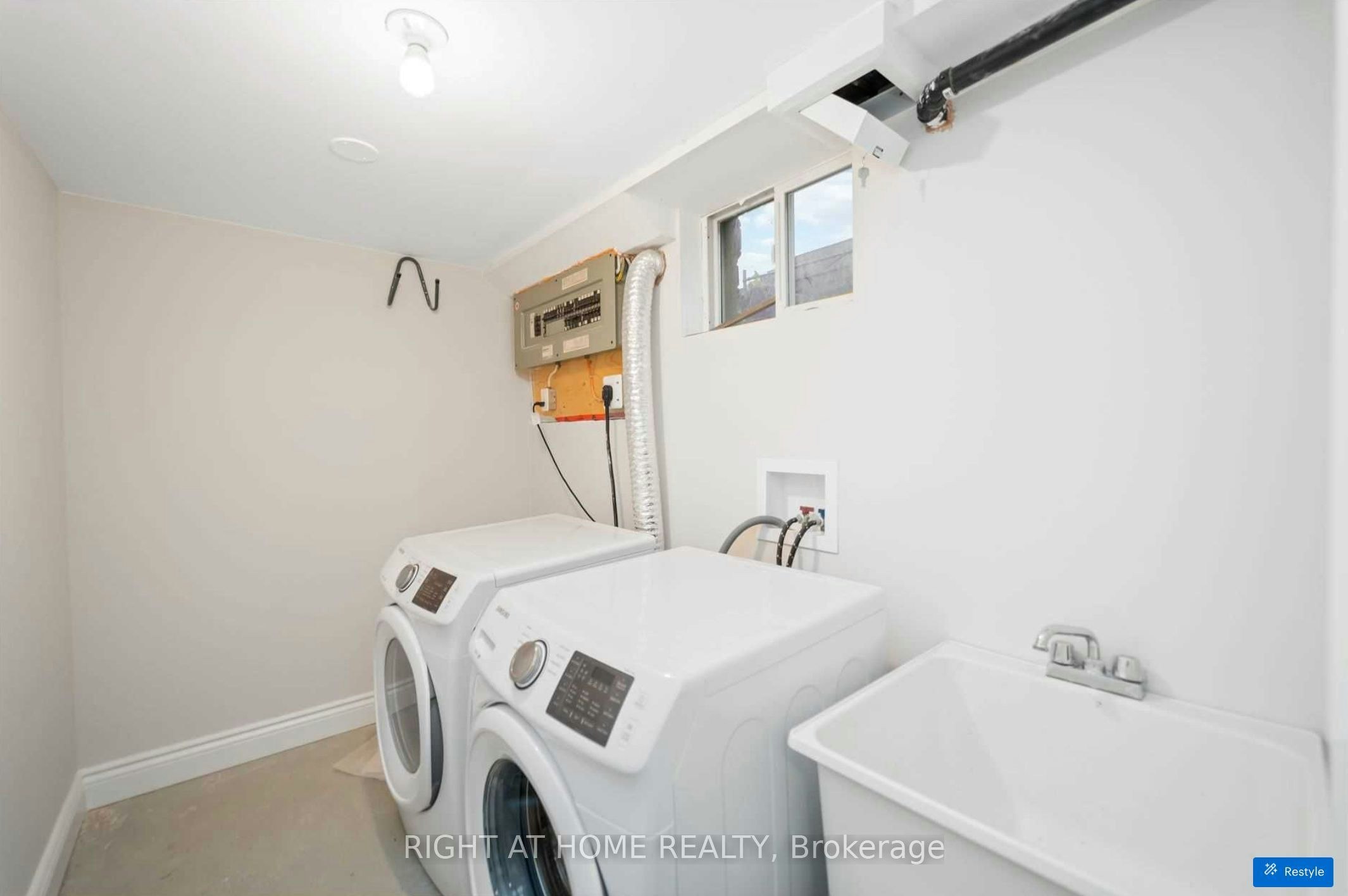 459 Nipigon Street, Oshawa, ON, L1J 3A4 - 11