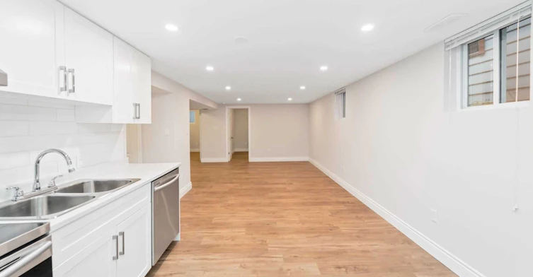 459 Nipigon Street, Oshawa, ON, L1J 3A4 - 4