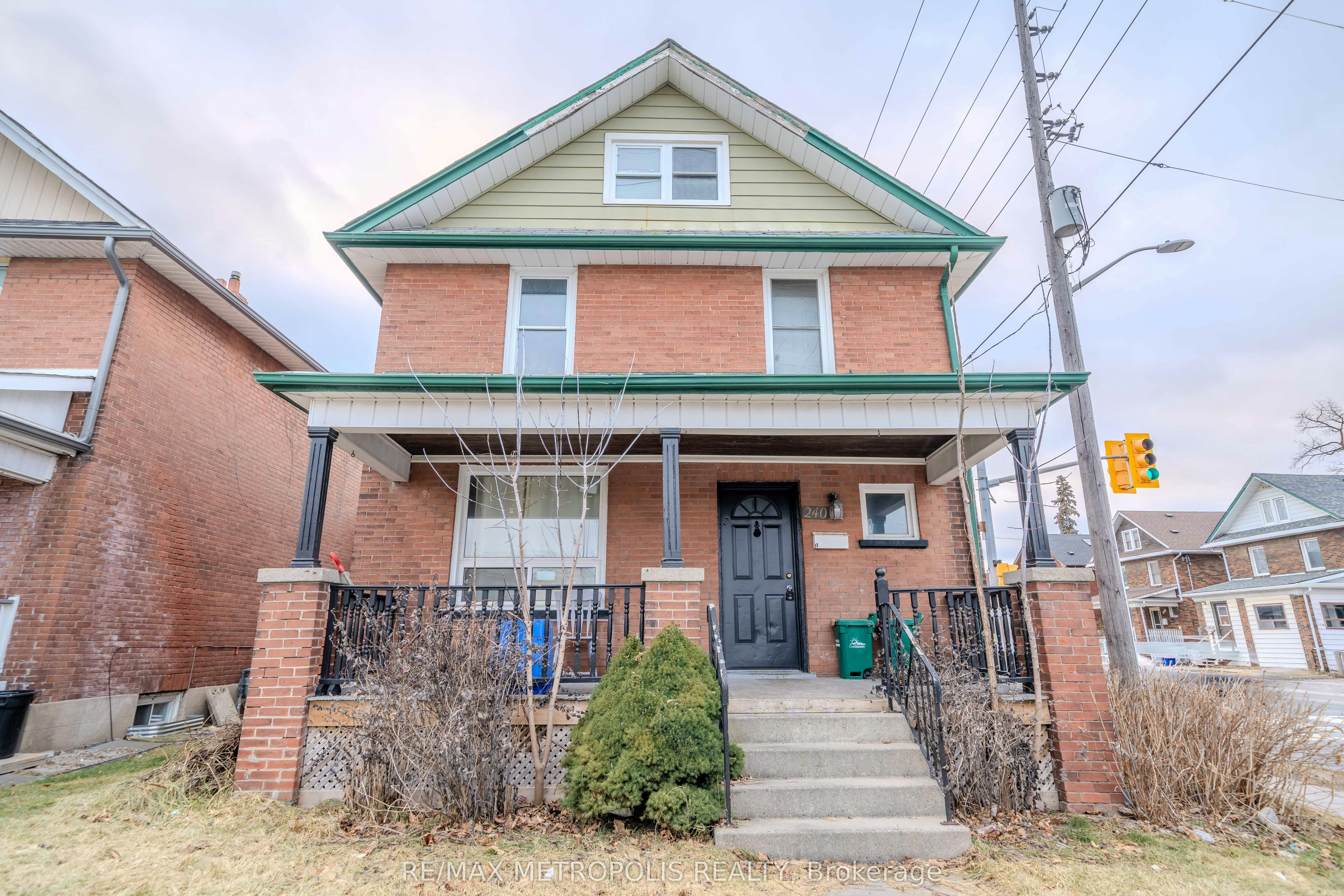 240 Division Street, Oshawa, ON, L1G 5M5