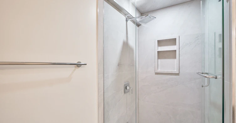 Lower-67 Medland Avenue, Whitby, ON, L1P 1S7 - 18