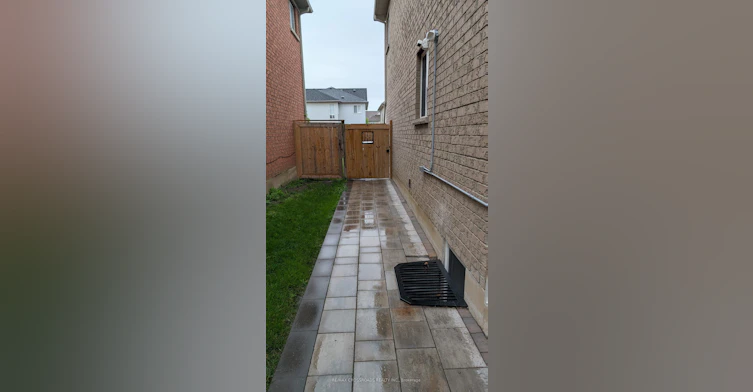 Lower-67 Medland Avenue, Whitby, ON, L1P 1S7 - 4