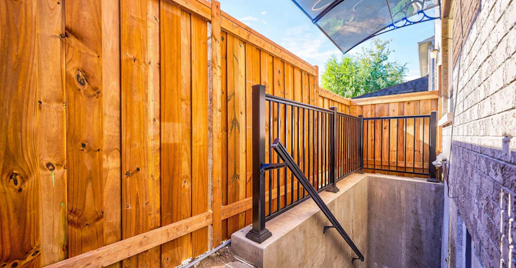 Lower-67 Medland Avenue, Whitby, ON, L1P 1S7 - 6