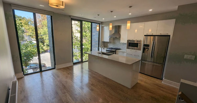 75 Saulter Street, Toronto, ON, M4M 2H8 - 2