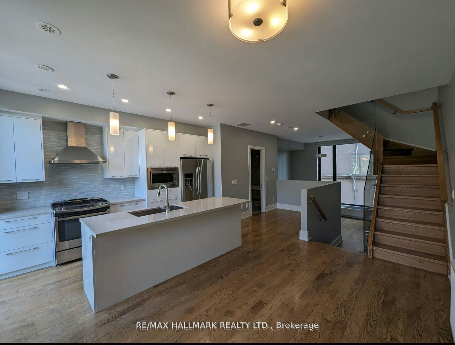 75 Saulter Street, Toronto, ON, M4M 2H8 - 9