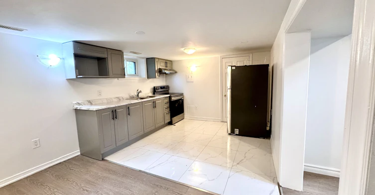 Basement-426 Perry Street, Whitby, ON, L1N 4C3
