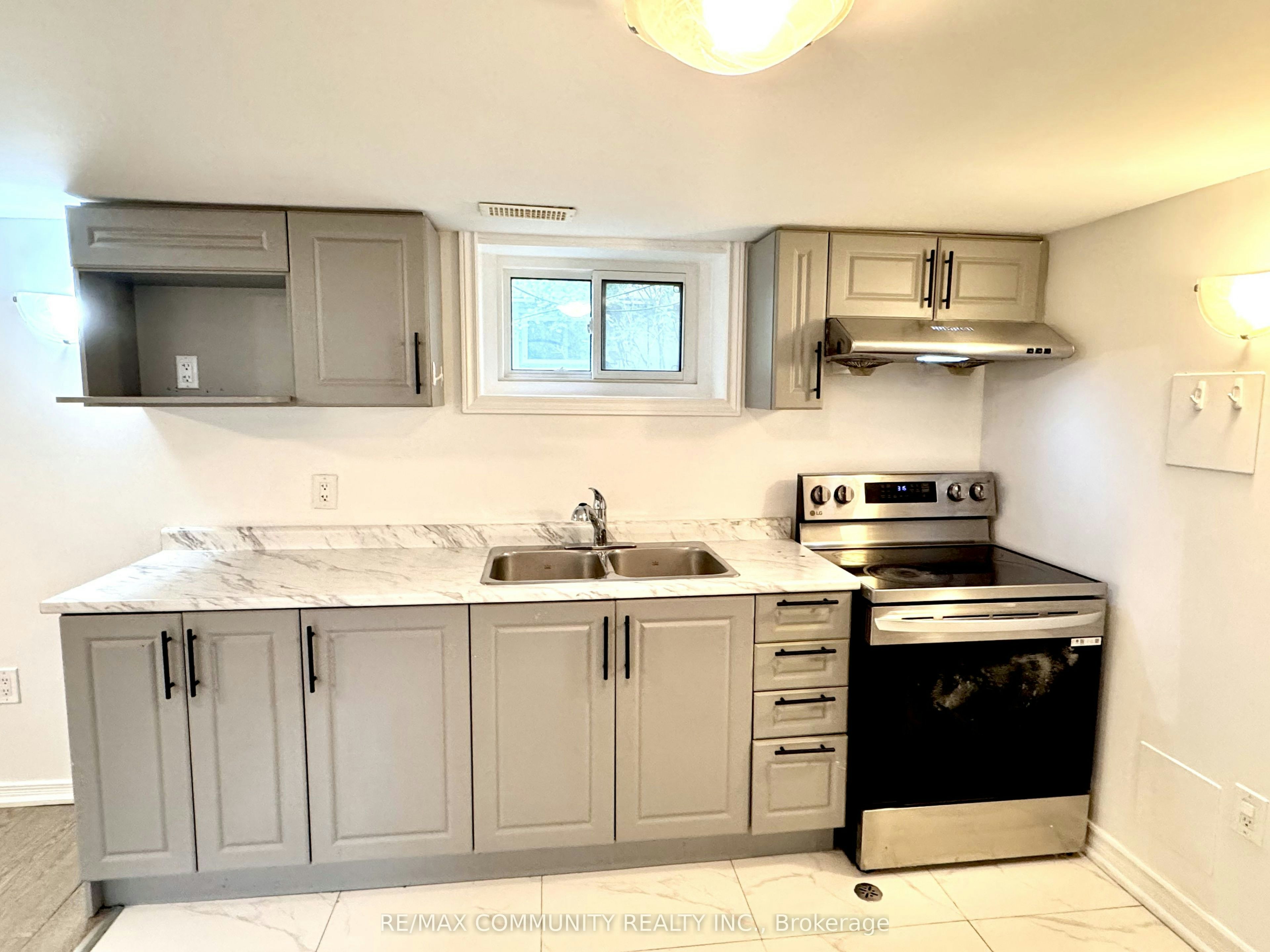 Basement-426 Perry Street, Whitby, ON, L1N 4C3 - 2