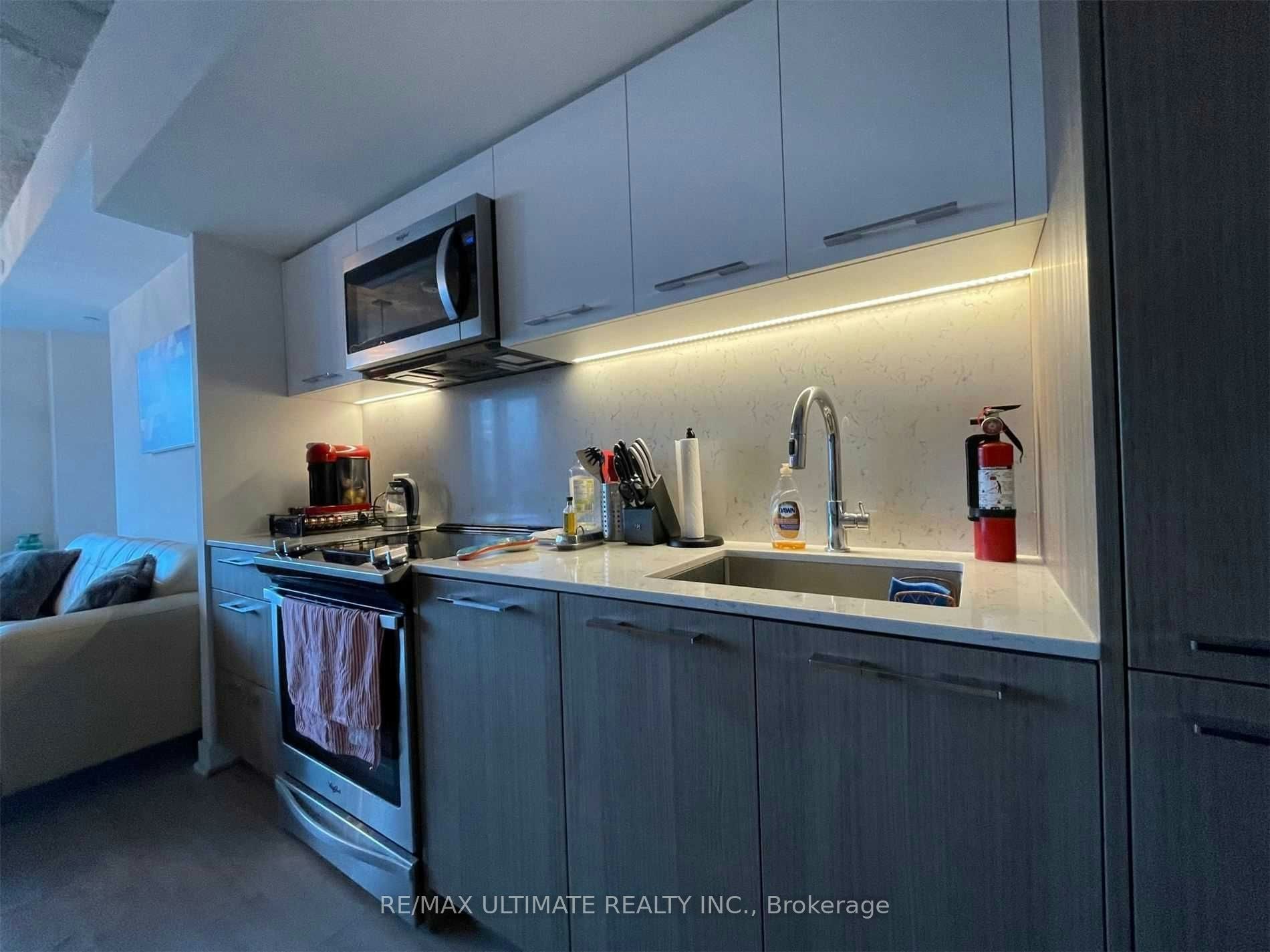 1701-15 Baseball Place, Toronto, ON, M4M 0E6 - 4