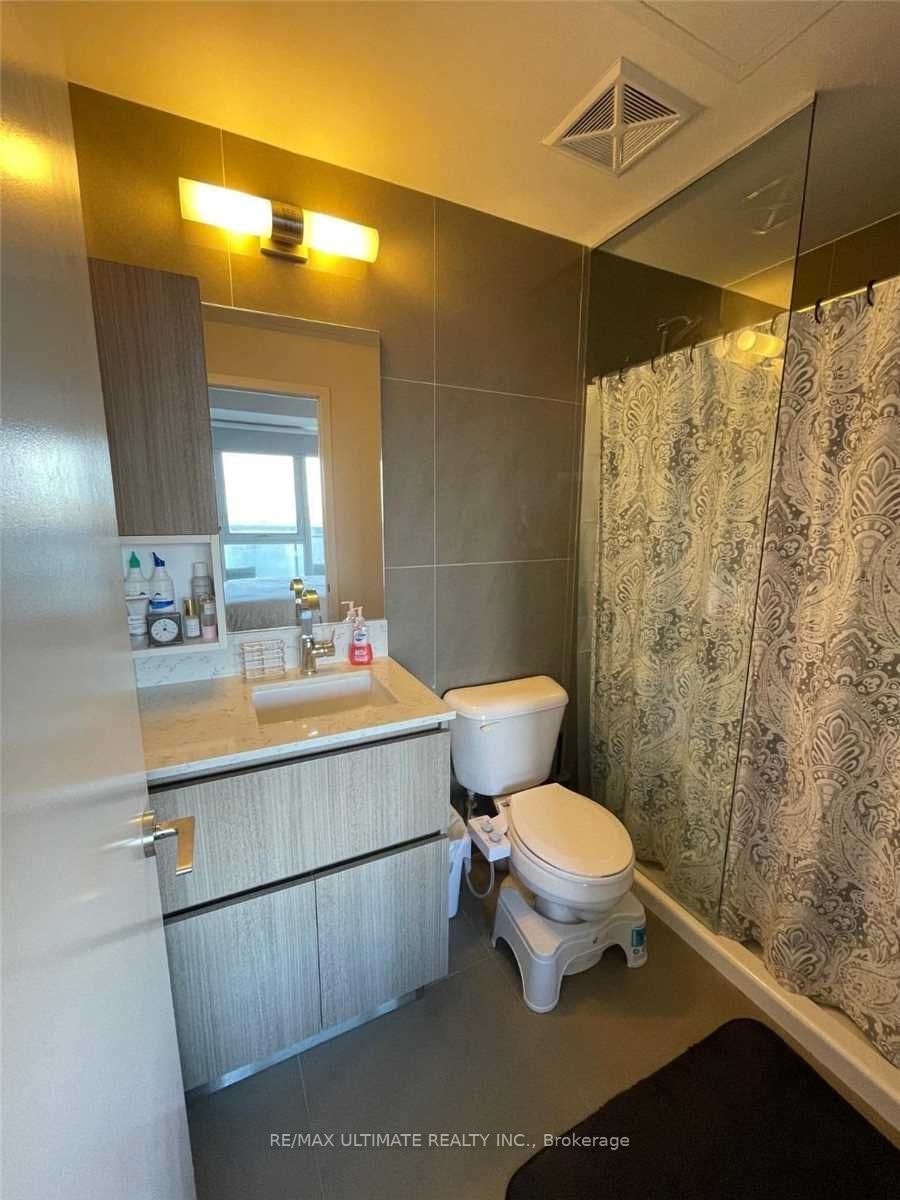 1701-15 Baseball Place, Toronto, ON, M4M 0E6 - 17