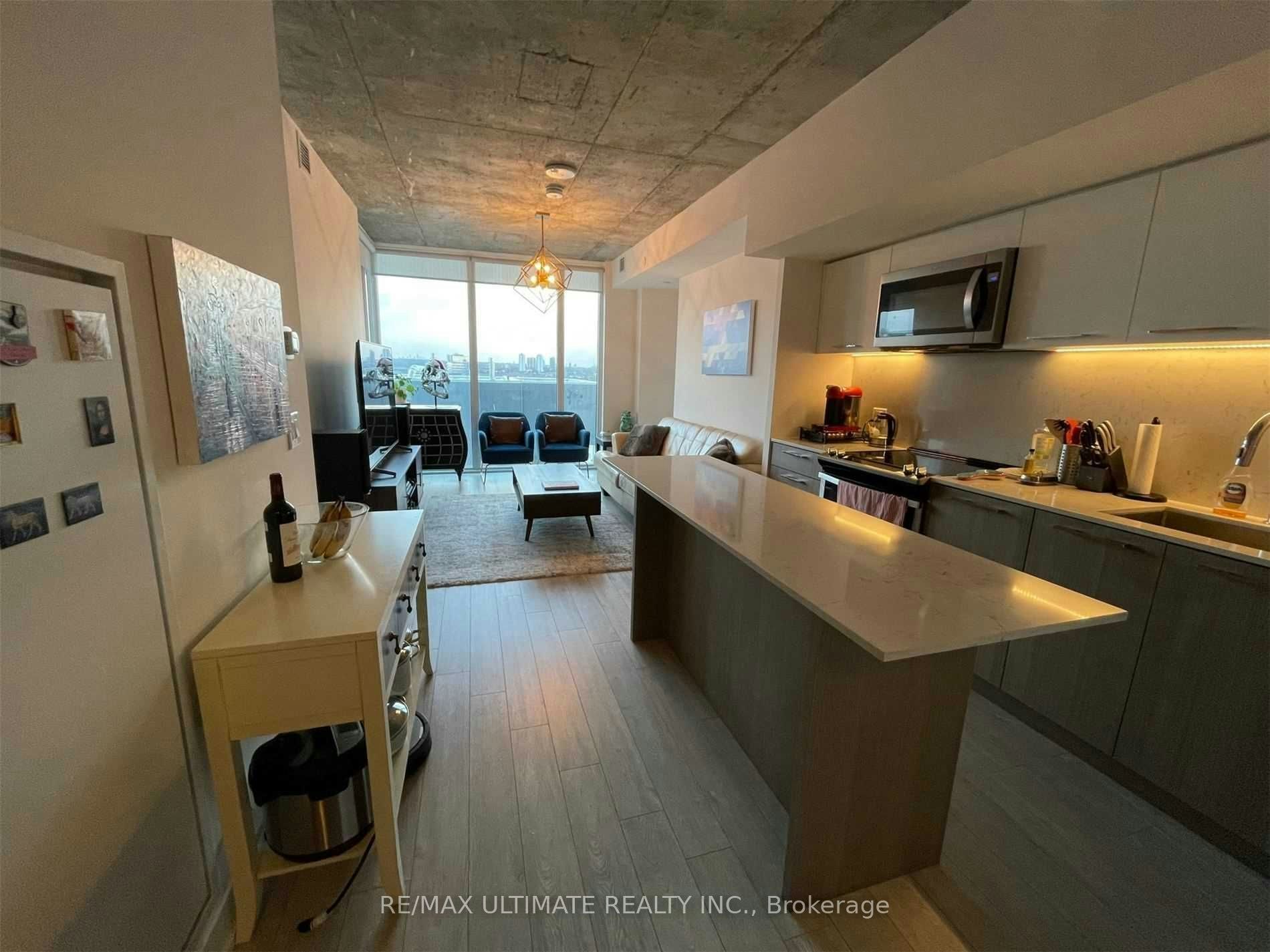 1701-15 Baseball Place, Toronto, ON, M4M 0E6 - 2