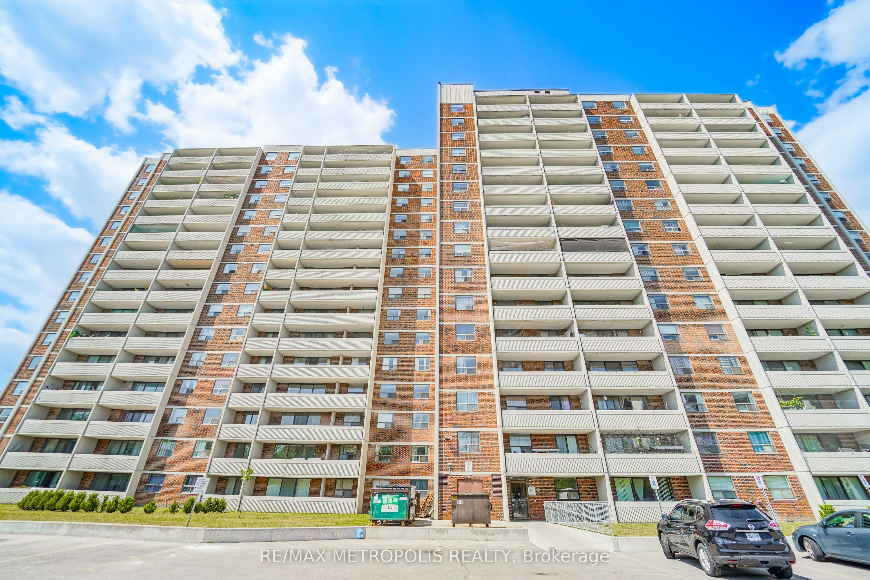407-301 Prudential Drive, Toronto, ON, M1P 4V3