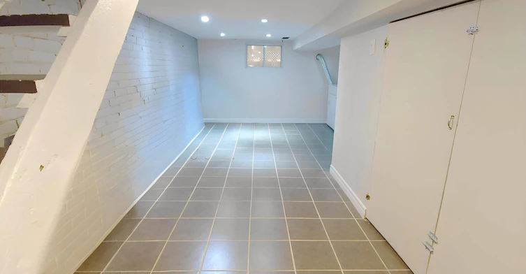 Main-35 East Lynn Avenue, Toronto, ON, M4C 3X3 - 9
