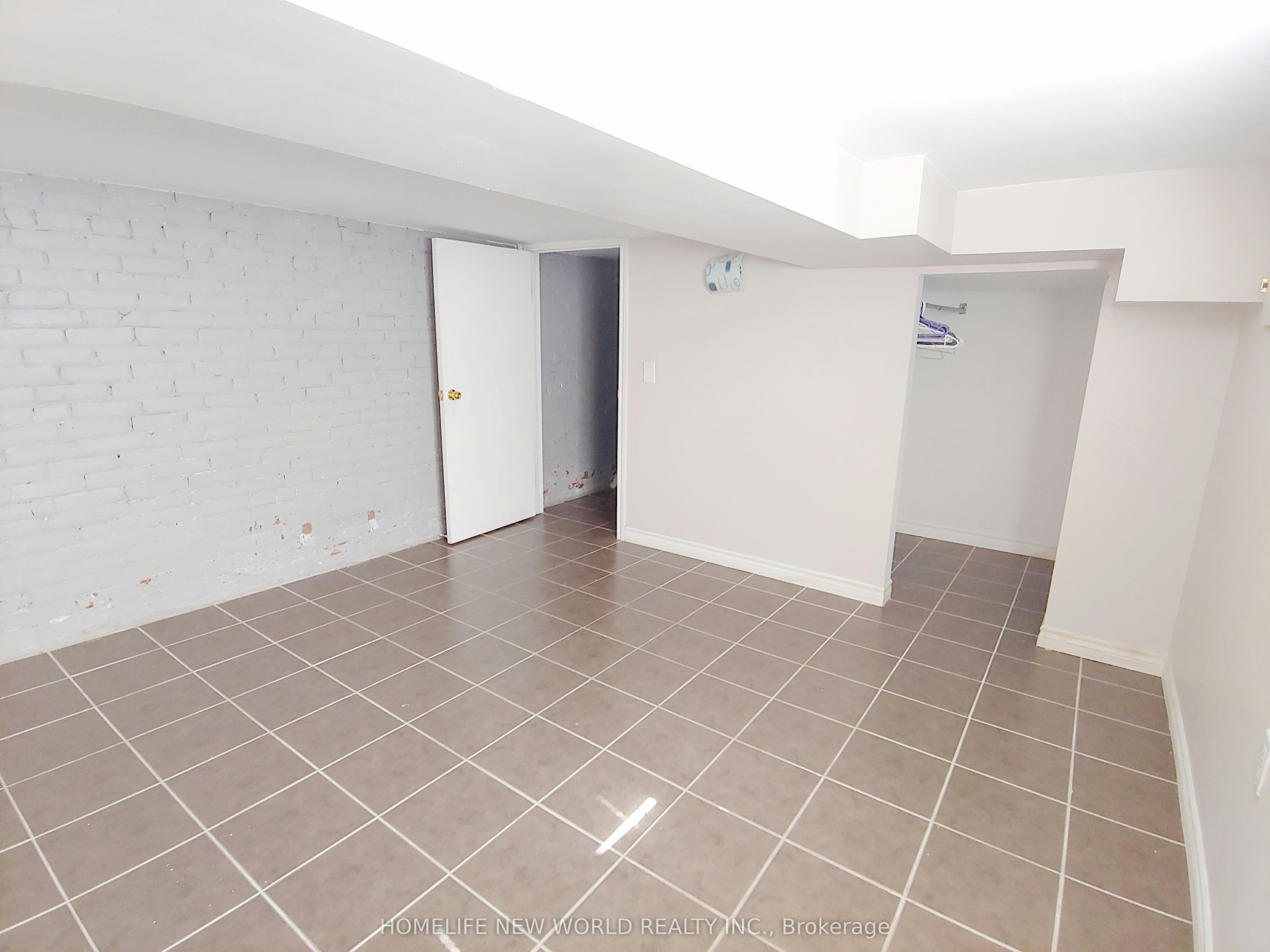 Main-35 East Lynn Avenue, Toronto, ON, M4C 3X3 - 7