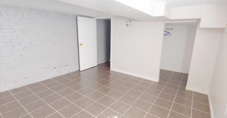 Main-35 East Lynn Avenue, Toronto, ON, M4C 3X3 - 7