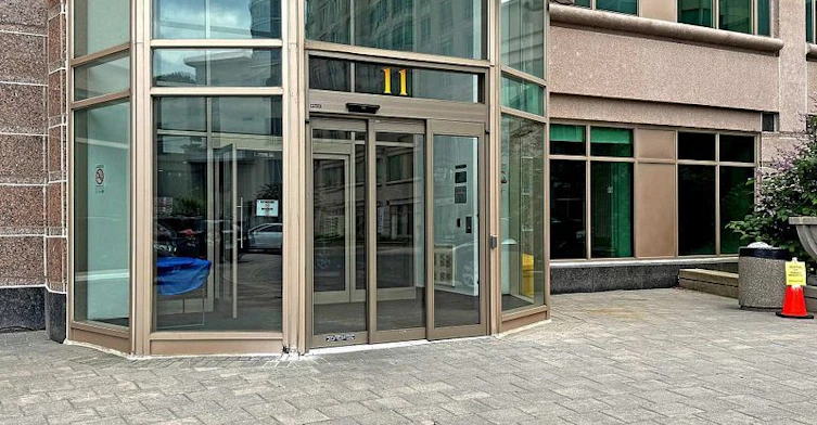702-11 Lee Centre Drive, Toronto, ON, M1H 3J5