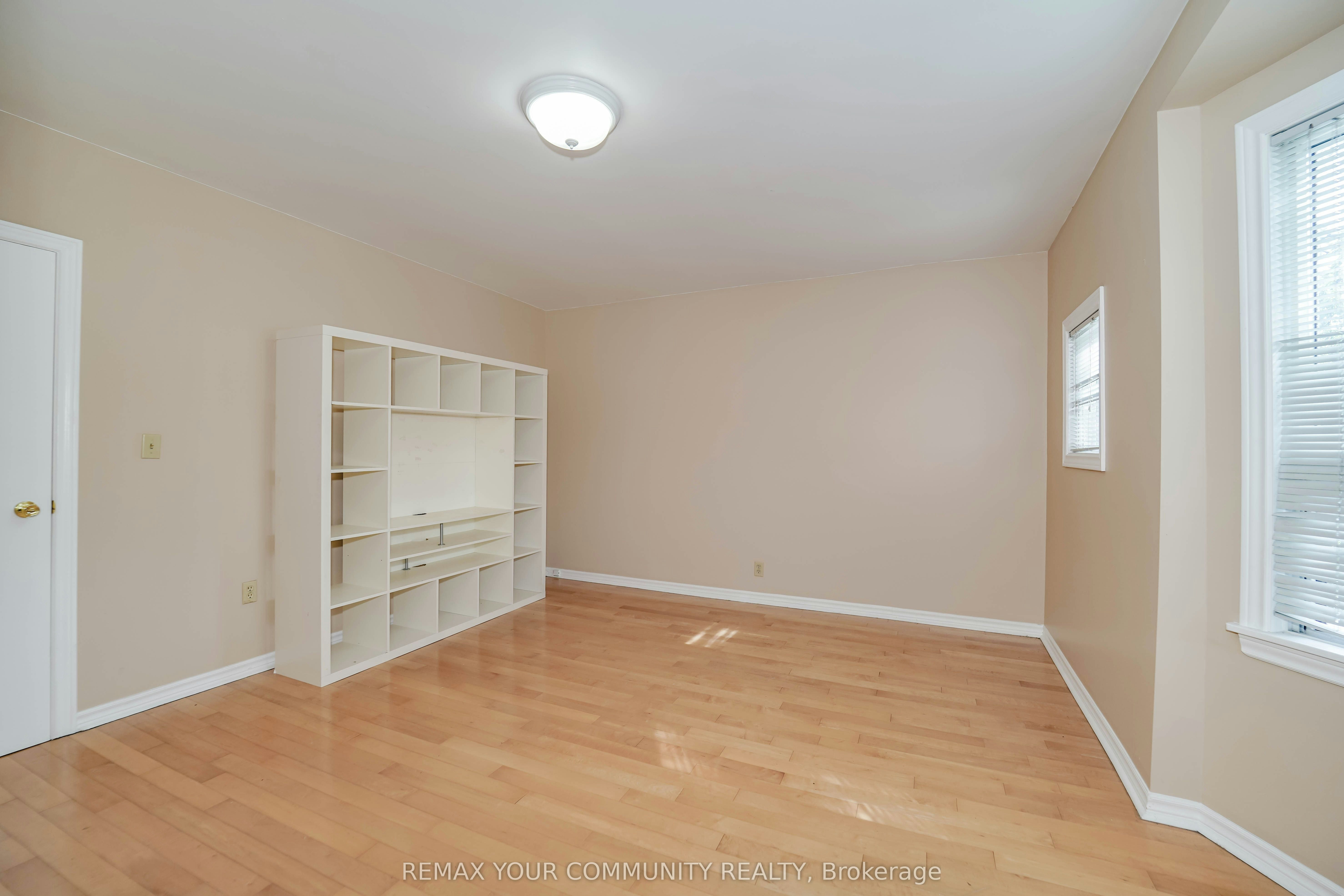 Room 1-1378 Danforth Avenue, Toronto, ON, M4J 3V9 - 18