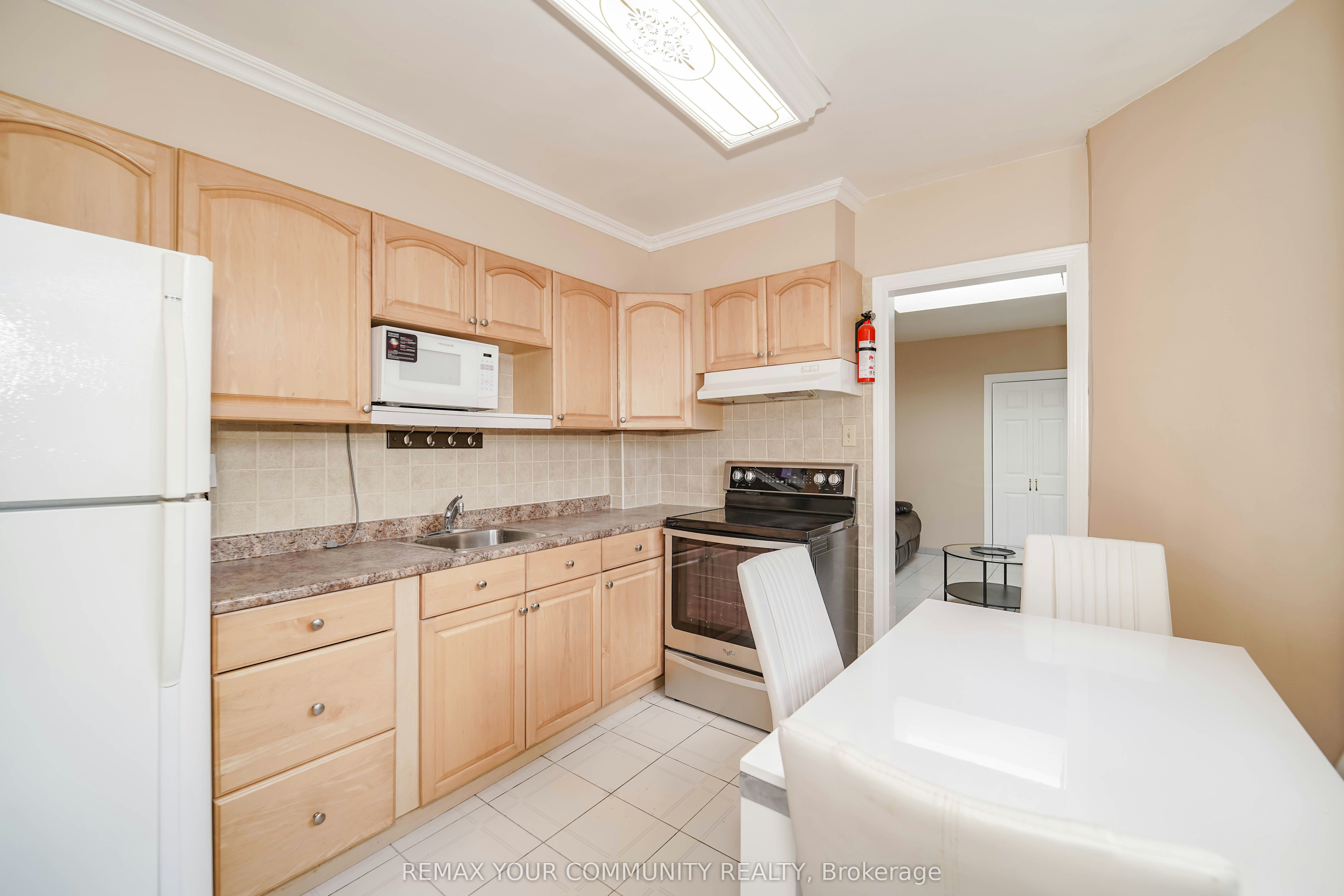 Room 1-1378 Danforth Avenue, Toronto, ON, M4J 3V9 - 29