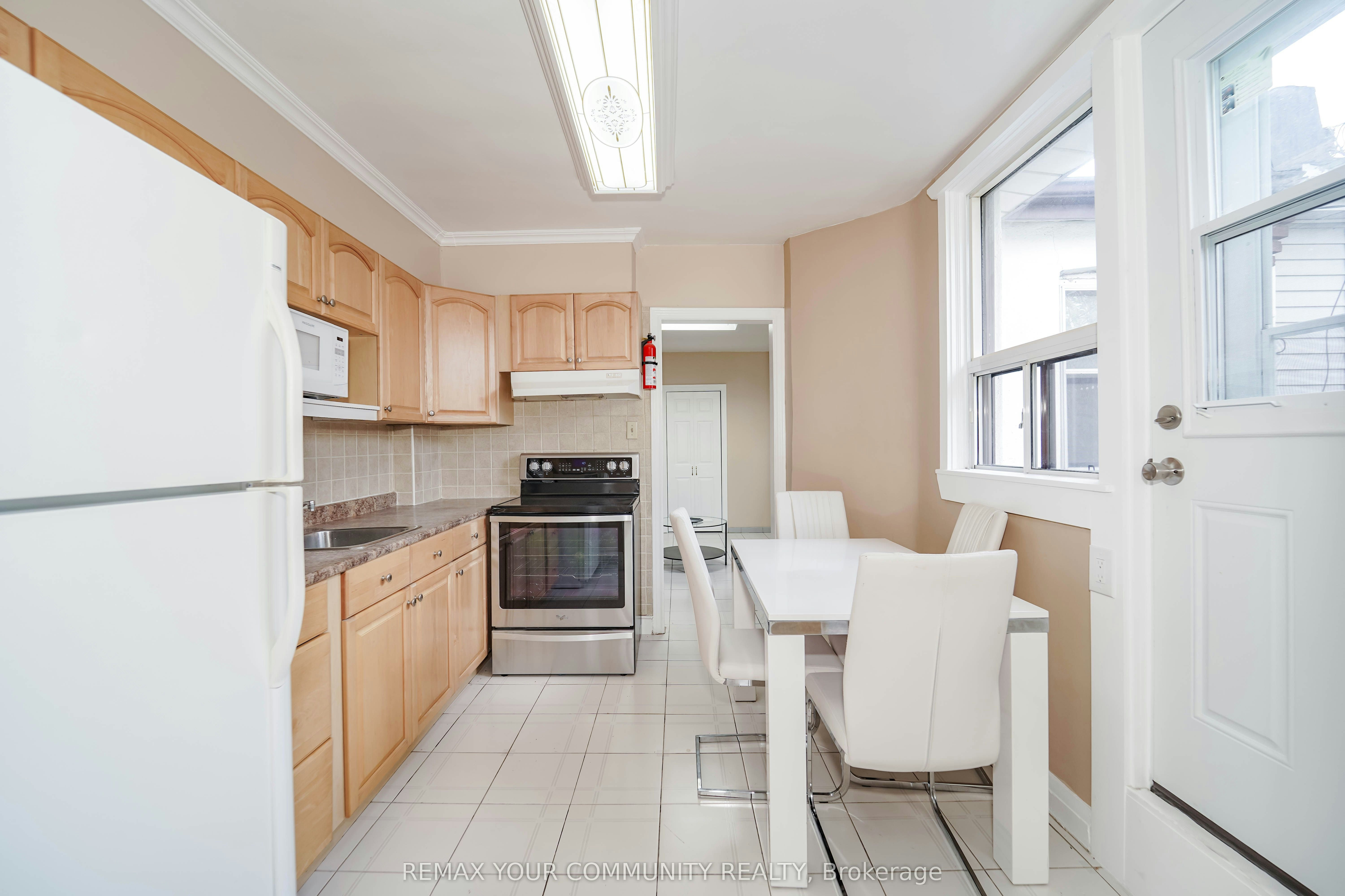 Room 1-1378 Danforth Avenue, Toronto, ON, M4J 3V9 - 28