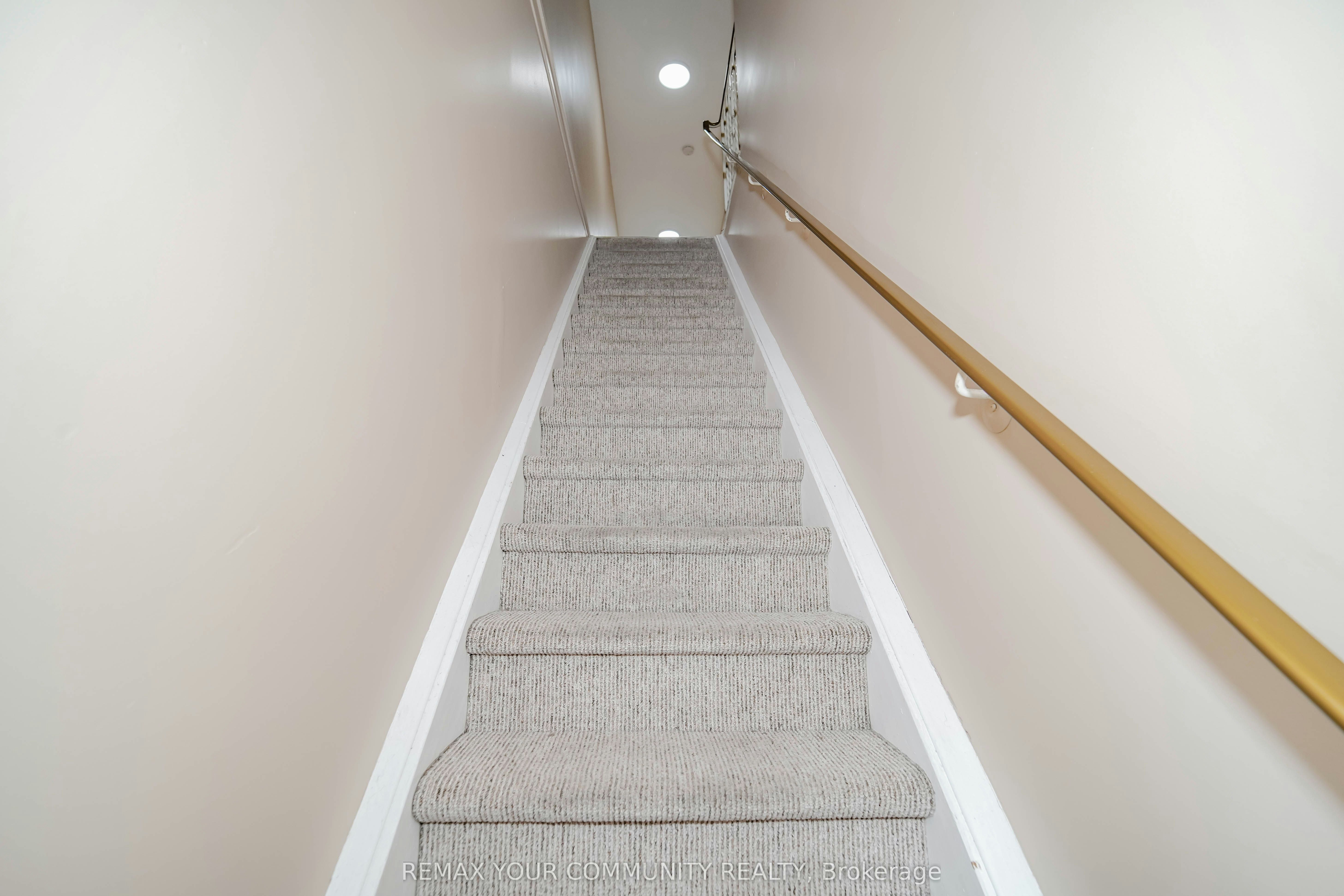 Room 1-1378 Danforth Avenue, Toronto, ON, M4J 3V9 - 12