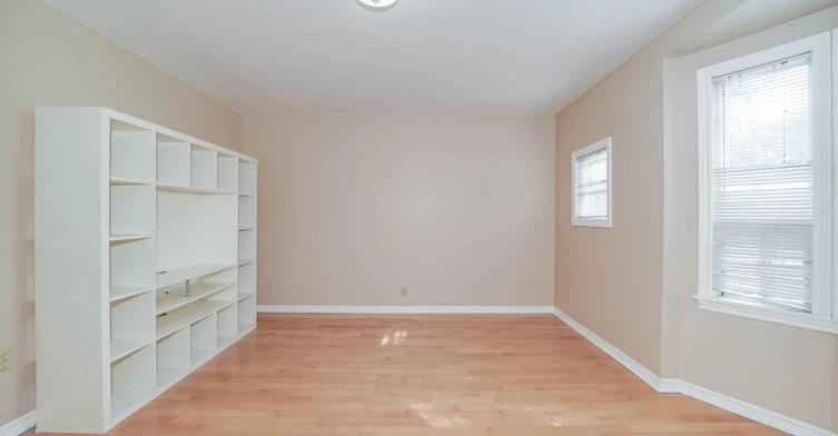 Room 1-1378 Danforth Avenue, Toronto, ON, M4J 3V9 - 16